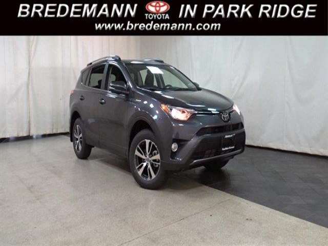 2017 Toyota RAV4 XLE 4dr SUV